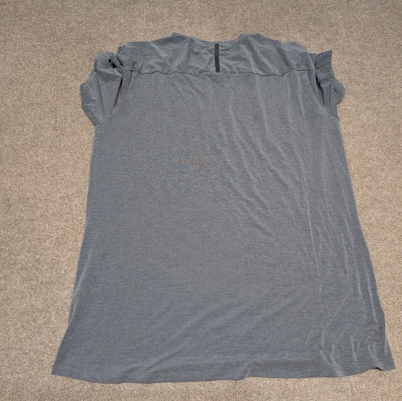 Aycane Ryuz Men's Gray Short Sleeve Shirt Performance Hockey Workout XL - Picture 3 of 5